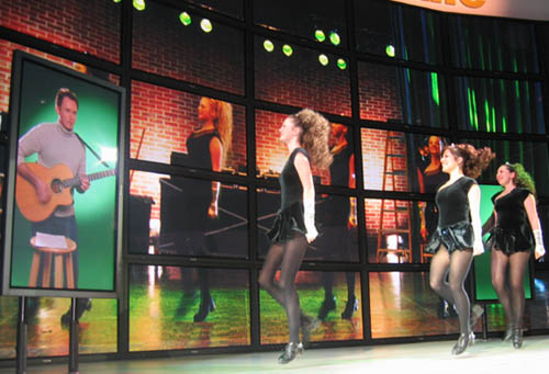 panasonic-dancers.jpg