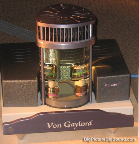 vg-uni-amp-close-up.jpg