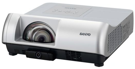 Sanyo-PLCWL2503.jpg