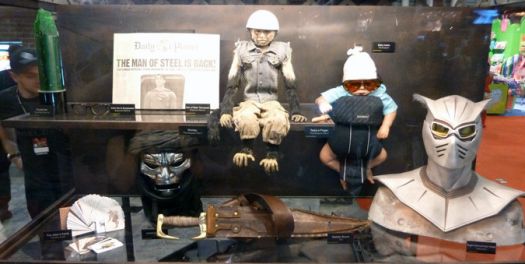 300-Watchmen-props.jpg