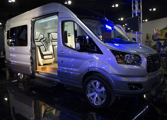 Ford-SkylinerTransit.jpg